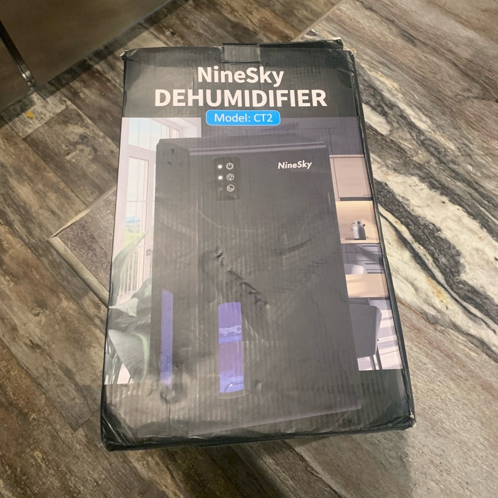 Dehumidifier by Ninesky
